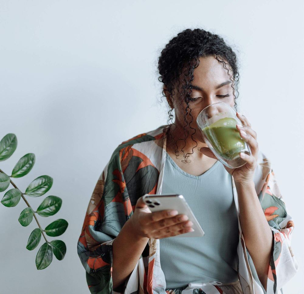 Matcha tea and powder illustrating naturally occurring green tea compounds